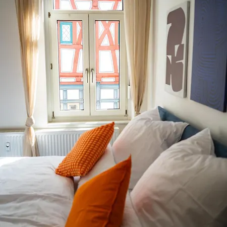 Taunus Altbaucharme Im Stadtzentrum Apartment