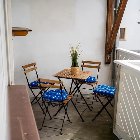 Taunus Altbaucharme Im Stadtzentrum Apartment *