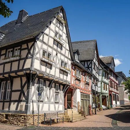 Taunus Altbaucharme Im Stadtzentrum Bad Camberg